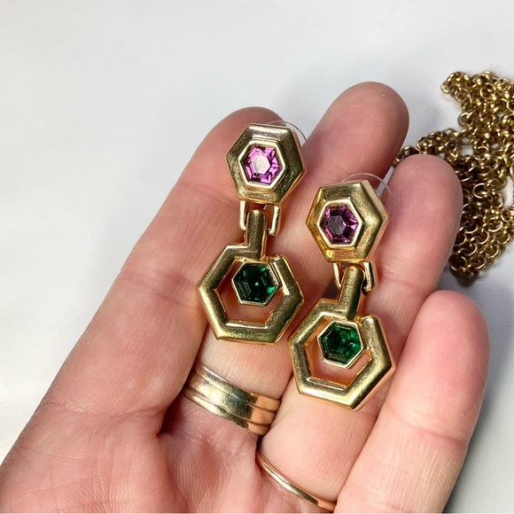 Vintage Swarovski Signed Set Purple Green Crystals Chunky Gold Tone Swan Signed - Picture 9 of 9